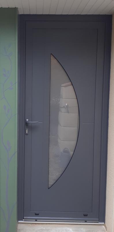 Porte d'entrée aluminium - coloris bleu